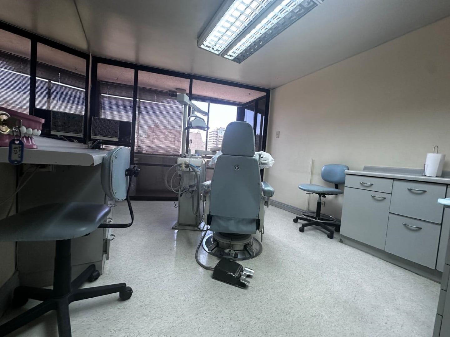 clinica-dental2 Clínica dental EN VENTA, actualmente en funcionamiento.