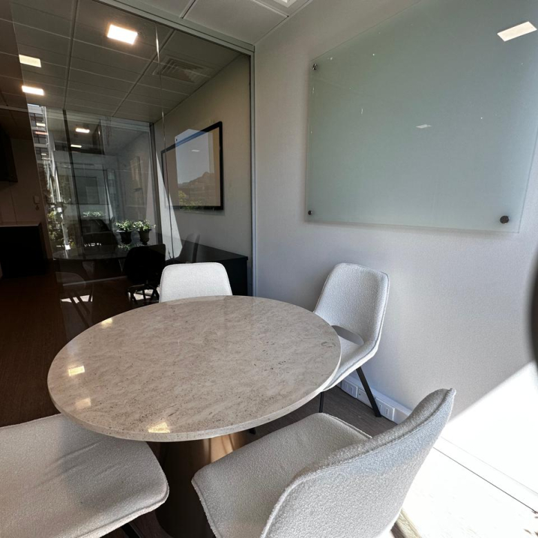Oficina en Arriendo La Dehesa