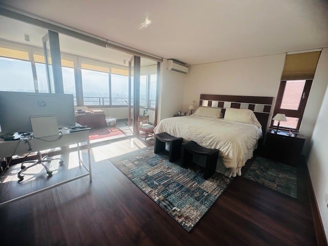Departamento Kennedy, Las Condes