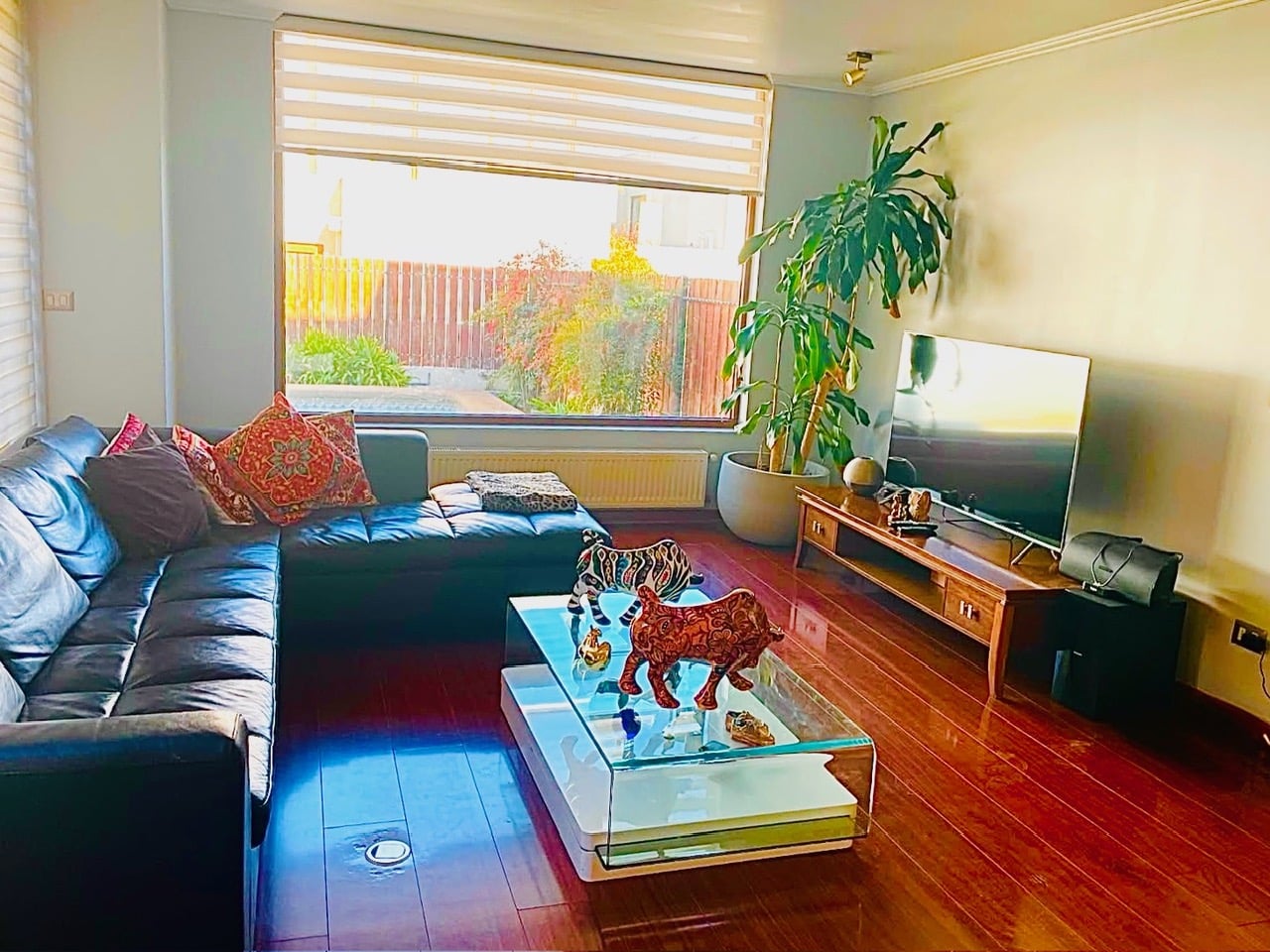 2a718ac0-b8a9-4d8a-a34f-4f2380092817 Casa en Condominio. Calle Onofre Jarpa, La Reina