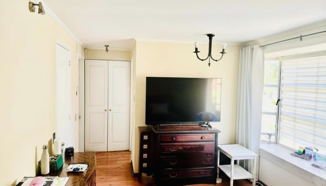 Casa  Av. San CArlos de Apoquindo con Camino las Flores, Las Condes
