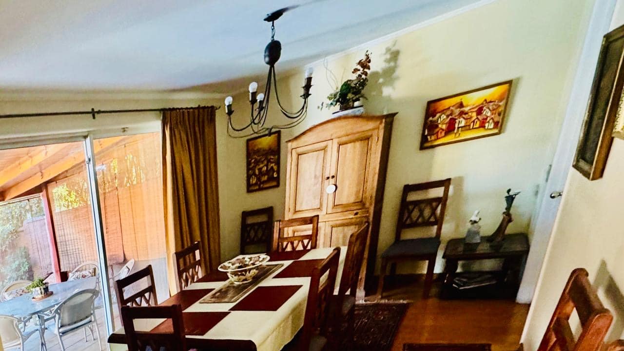 Casa  Av. San CArlos de Apoquindo con Camino las Flores, Las Condes