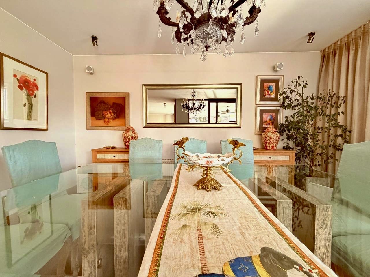 Exclusiva Casa en condominio, en Camino El Huinganal