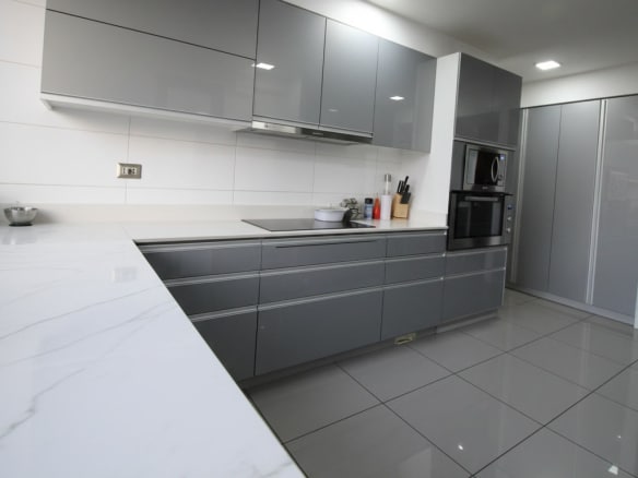 Departamento en el corazón de El Golf, Las Condes