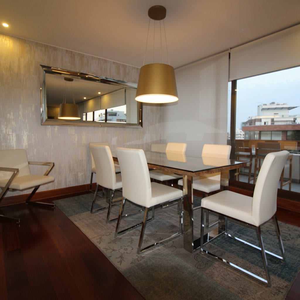 COMEDOR Departamento en el corazón de El Golf, Las Condes
