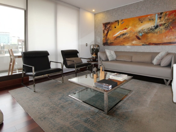 Departamento en el corazón de El Golf, Las Condes