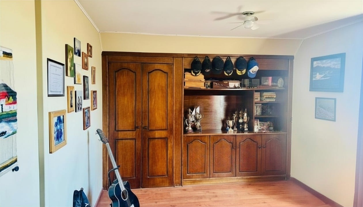Casa  Av. San CArlos de Apoquindo con Camino las Flores, Las Condes