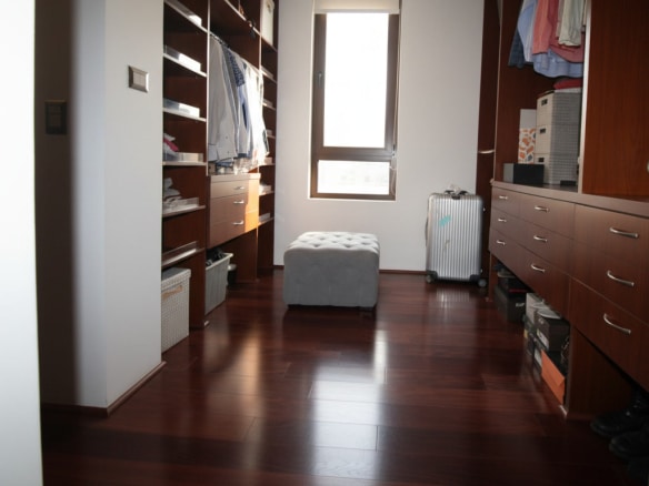 Departamento en el corazón de El Golf, Las Condes