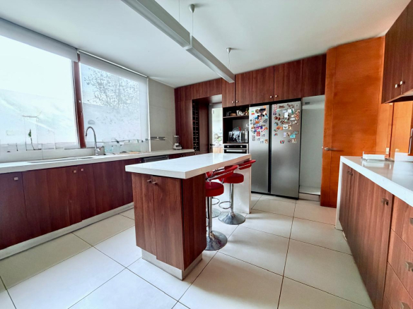 Exclusiva Casa en Condominio, El Huinganal, Lo Barnechea