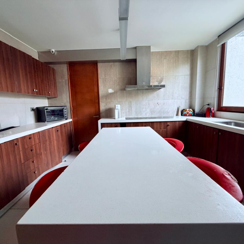 Exclusiva Casa en Condominio, El Huinganal, Lo Barnechea