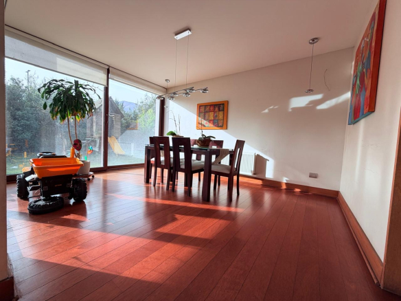 Exclusiva Casa en Condominio, El Huinganal, Lo Barnechea