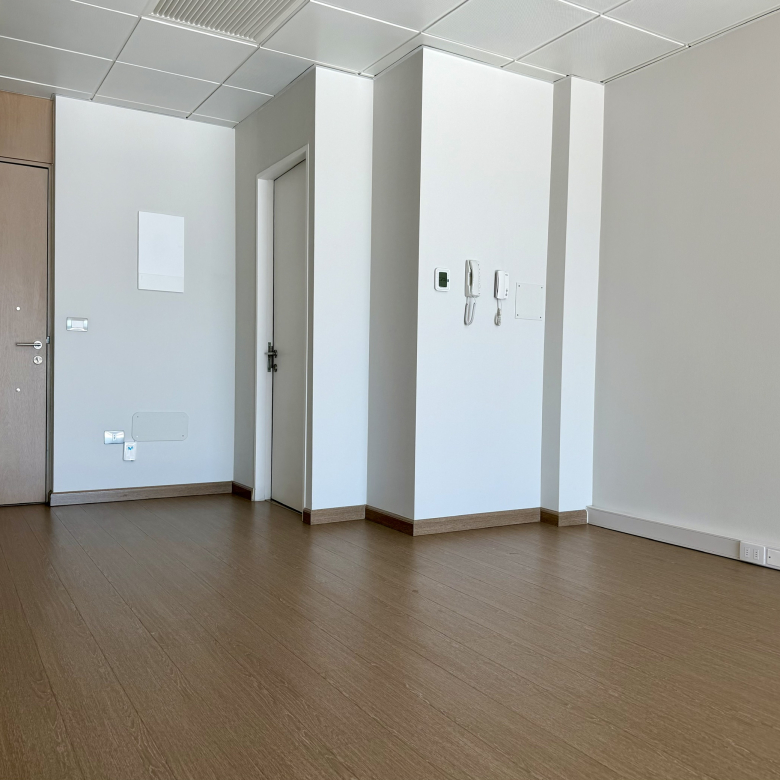 Oficina en Arriendo La Dehesa 90 m2