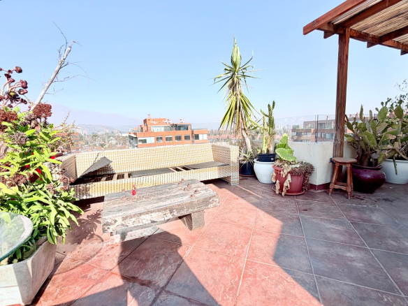 Exclusivo Penhouse con Vista Panorámica. Vitacura