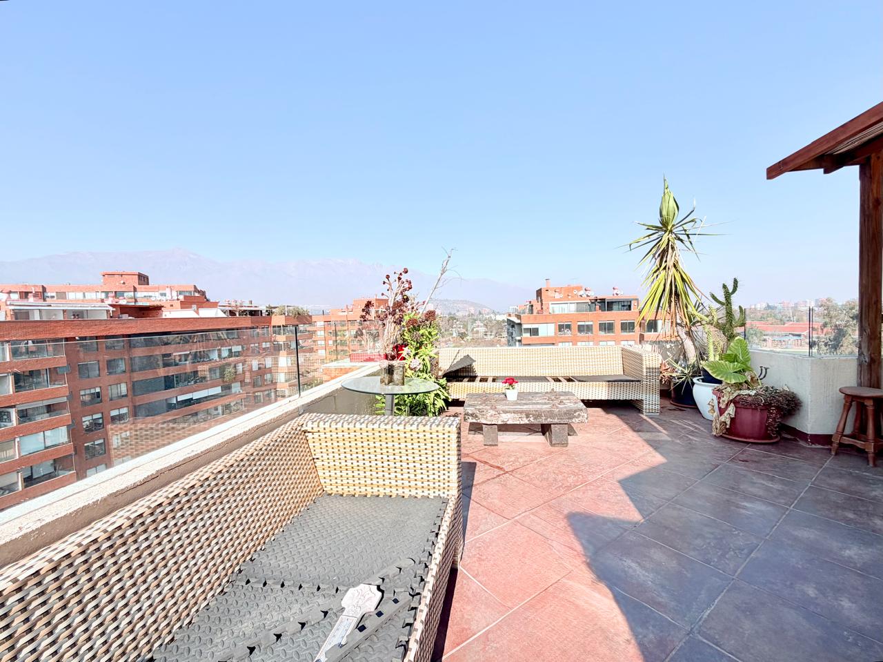 Exclusivo Penhouse con Vista Panorámica. Vitacura