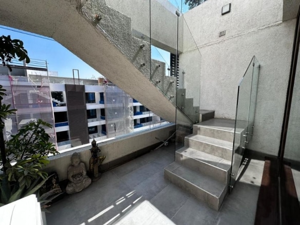Dúplex en Av. La Dehesa, Mall Portal La Dehesa