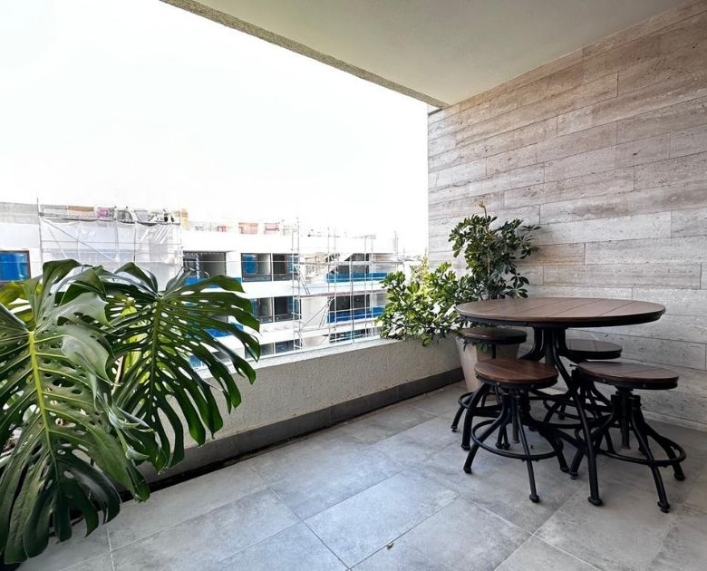 Dúplex en Av. La Dehesa, Mall Portal La Dehesa