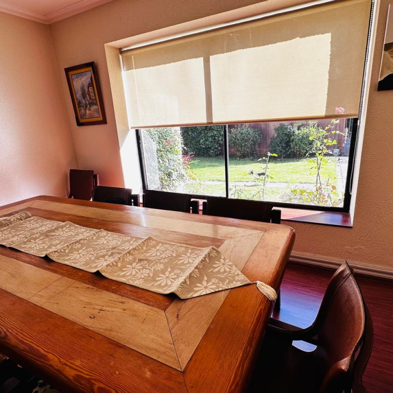 Exclusiva casa con gran jardín en Lo Barnechea