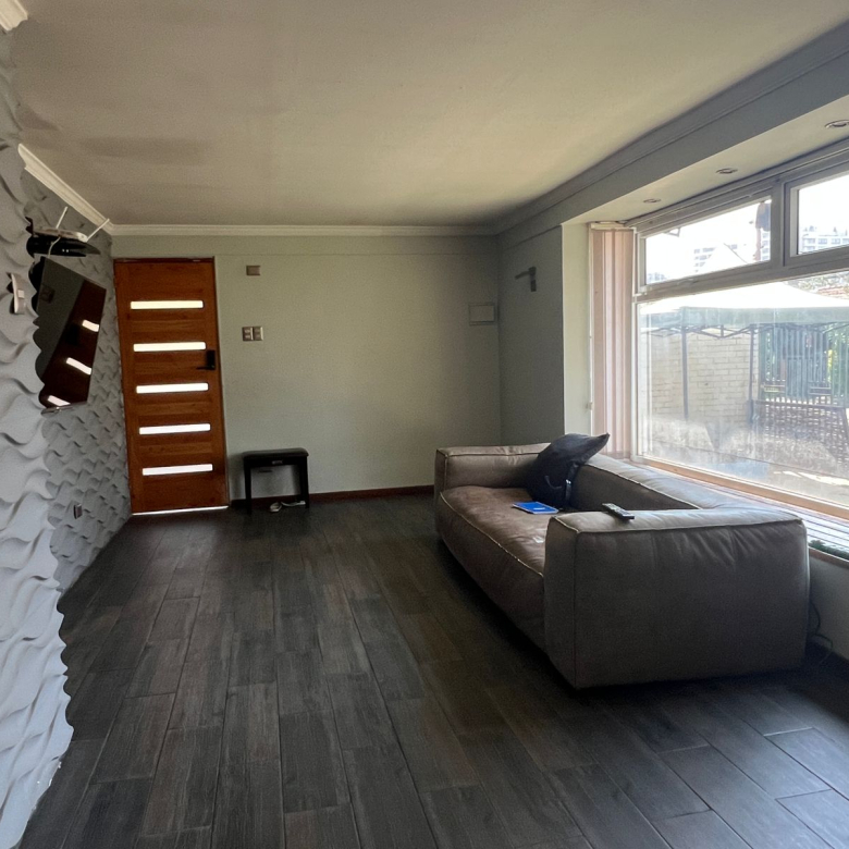 Hermosa Casa en venta. Las Condes