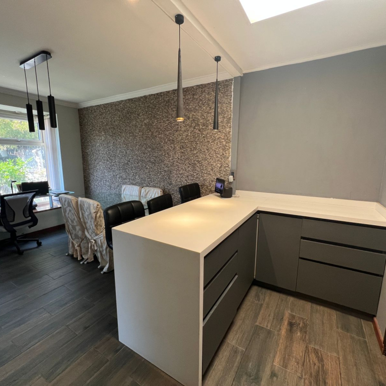 Hermosa Casa en venta. Las Condes