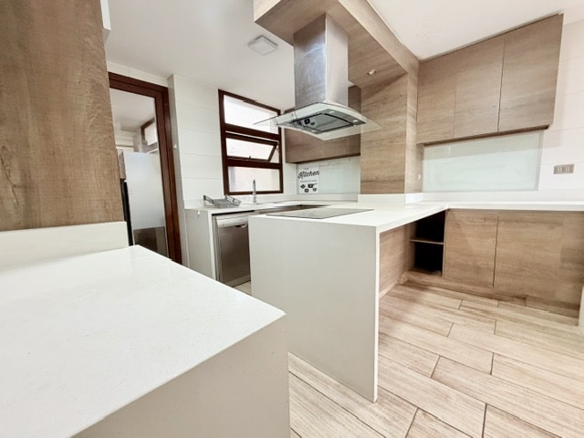 Departamento TRIPLEX con patio y gran Zócalo Social, La Dehesa